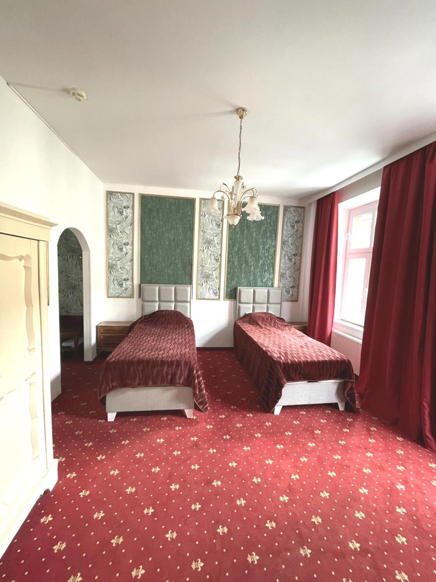 Hotel Viktoria Wien Ngoại thất bức ảnh