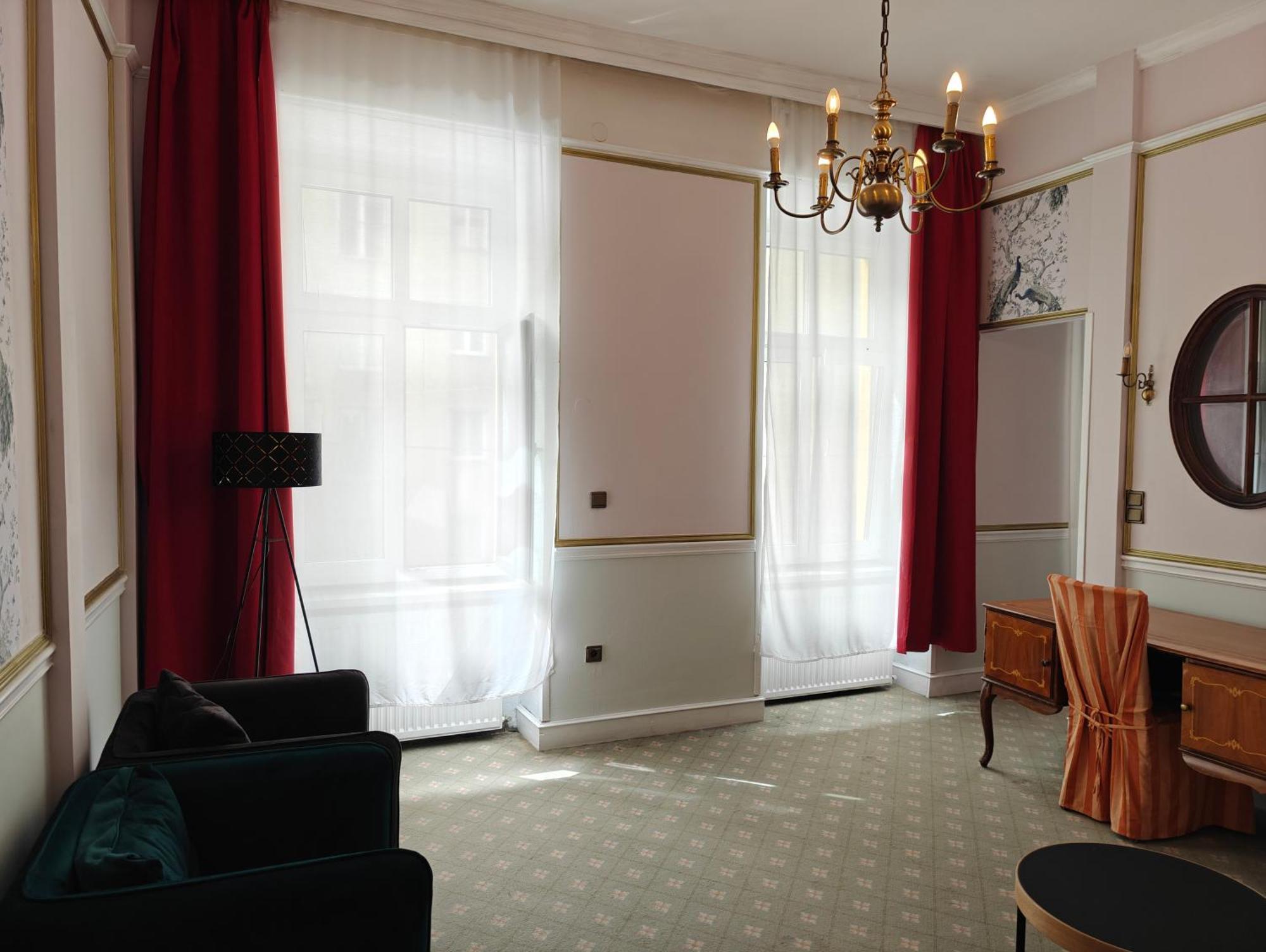 Hotel Viktoria Wien Ngoại thất bức ảnh