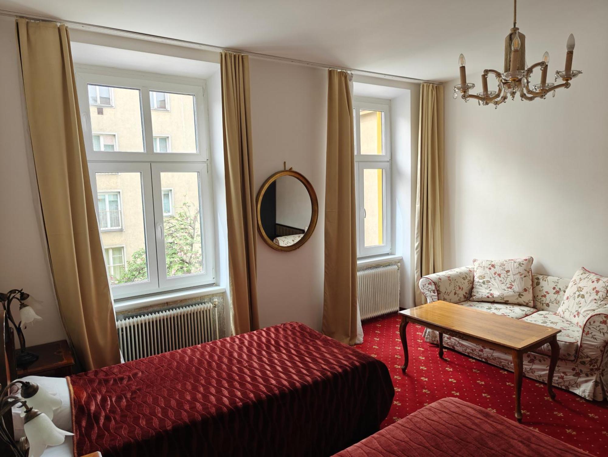 Hotel Viktoria Wien Ngoại thất bức ảnh
