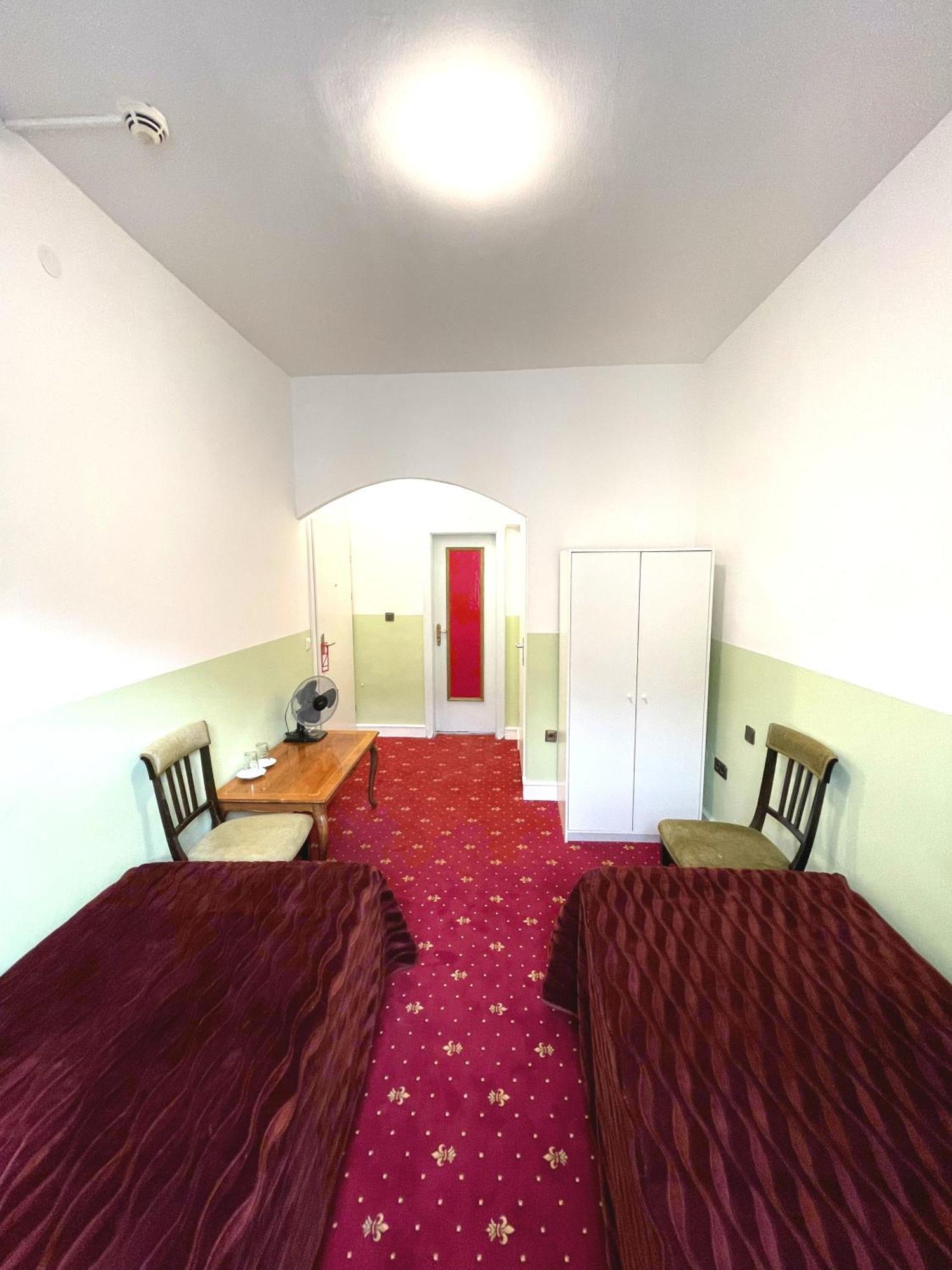 Hotel Viktoria Wien Phòng bức ảnh